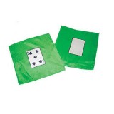 2 foulards l'un motif 5 de pique et l'autre carte blanche